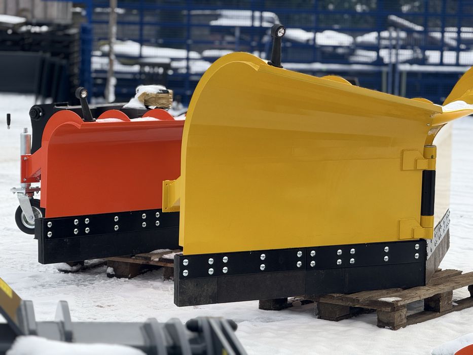 Pług do śniegu strzałka byk spych śnieżny lemiesz gumowy guma JCB