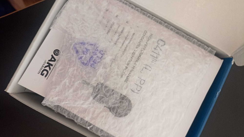 Condenser microphone