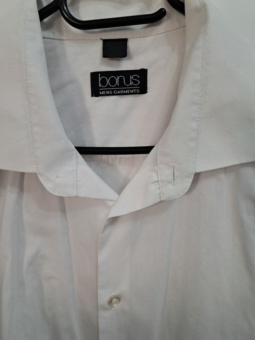 Biała męska koszula