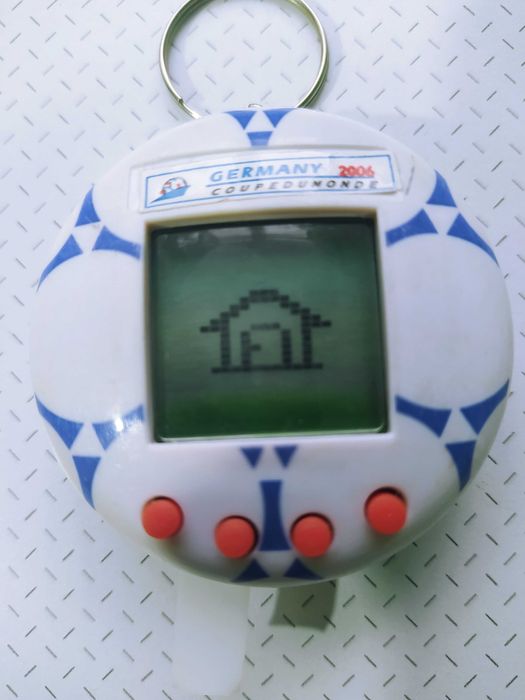 Тамагочі 2000-2005 роки