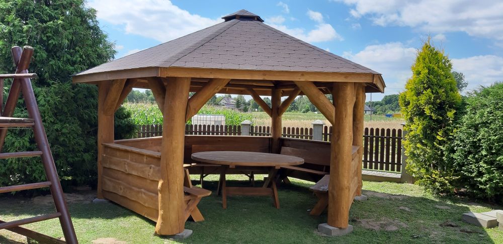 Altana.Altany ogrodowe z bala.