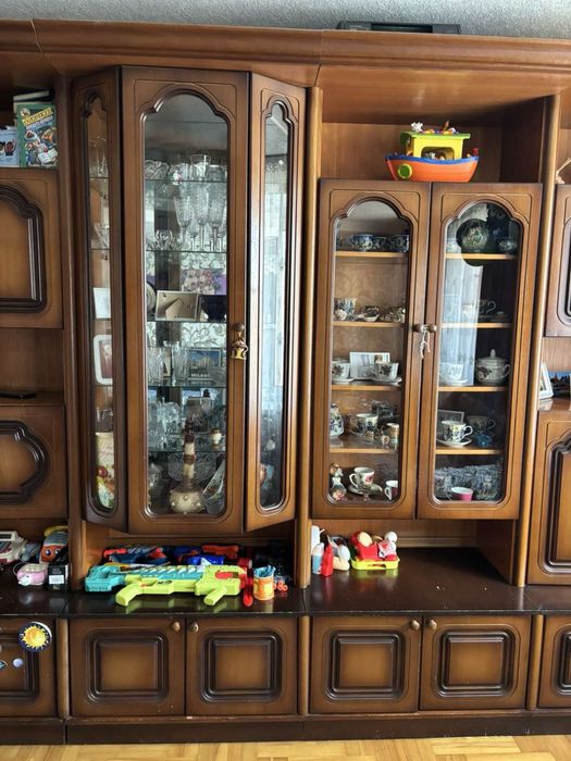 Продам стенку мебельную для гостинной