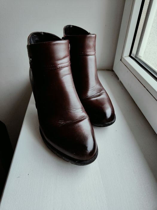 Bordowe botki, rozmiar 38