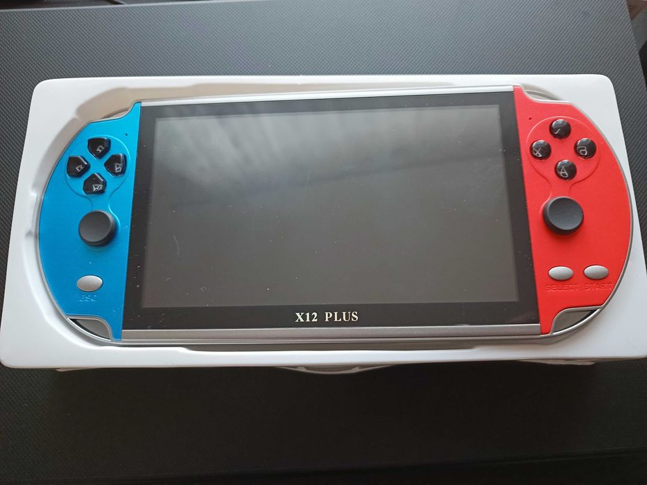Retro Konsola x12 Plus 7 cali nowa