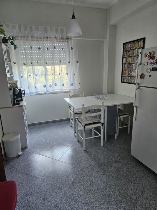 Aluguer quarto RESTELO