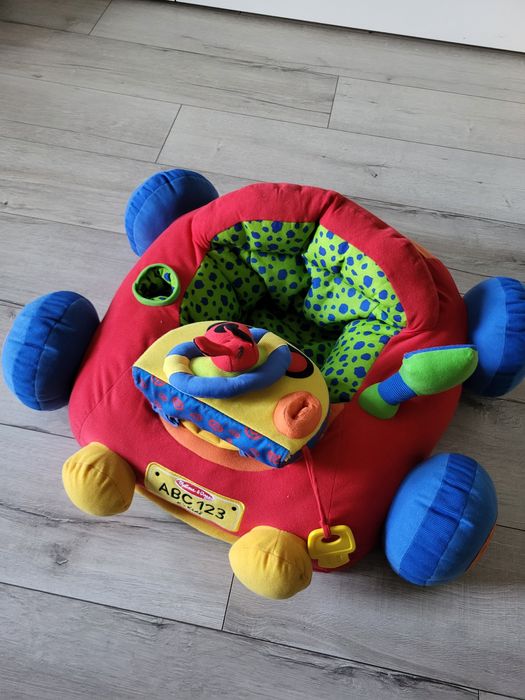 Pluszowy samochodzik siedzisko z interaktywną kierownicą