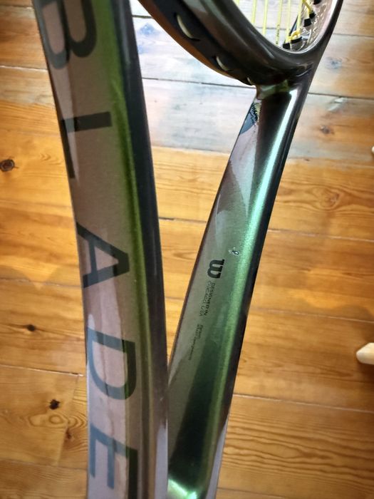 Racket Wilson Blade V8 Pro stock 98