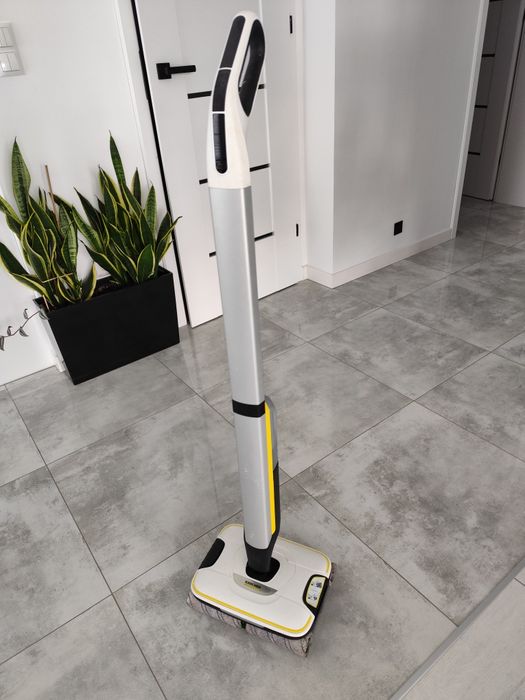 Mop Karcher + 8 rolek miękkich do paneli + 8 rolek do kamienia