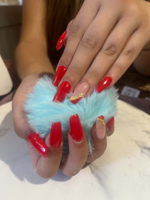 Unhas em acrygel
