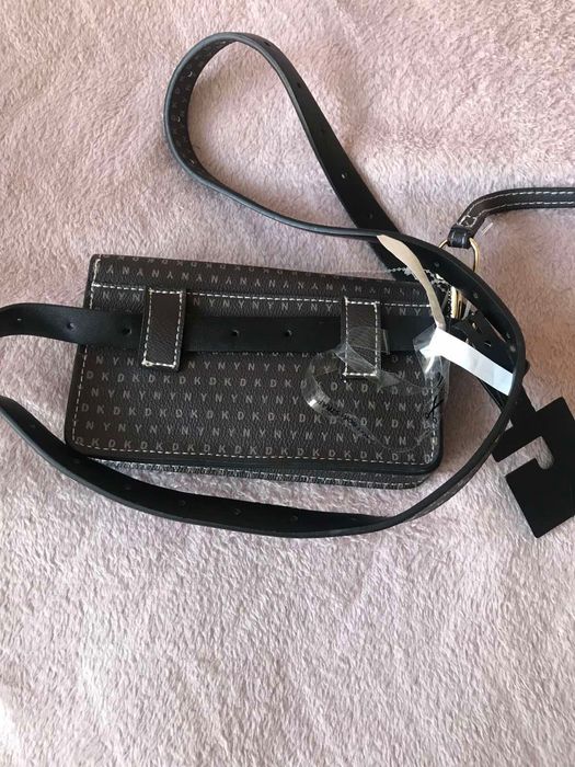 Сумочка поясна DKNY