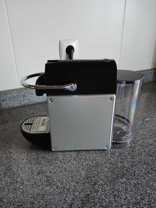 Nespresso PIXIE - NOVA