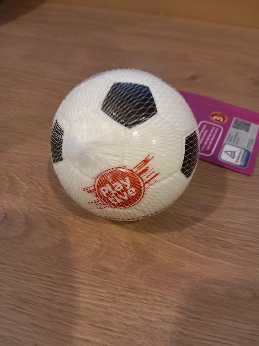 Gumowa skacząca piłka do wody odbijająca się od wody 9 cm