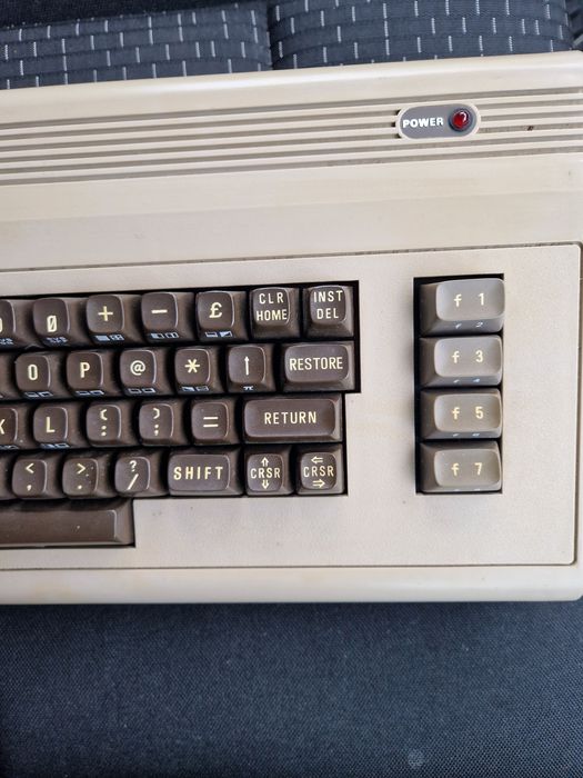 Commodore  64...