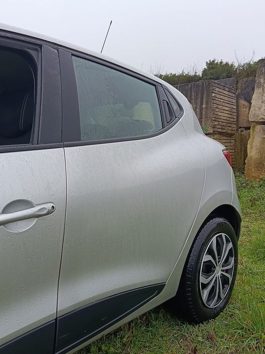 Renault Clio 1.5dci limited excelente