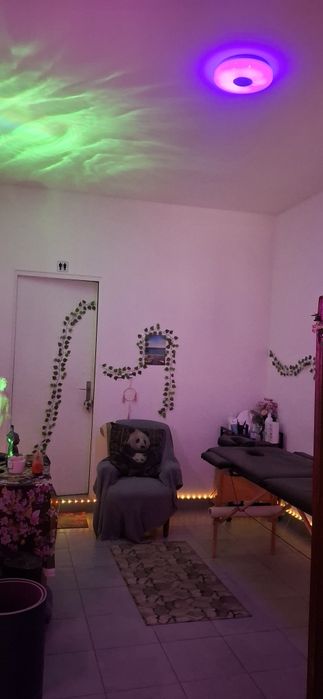 Massagem de relaxamento, terapêutica, recuperação física e drenagem