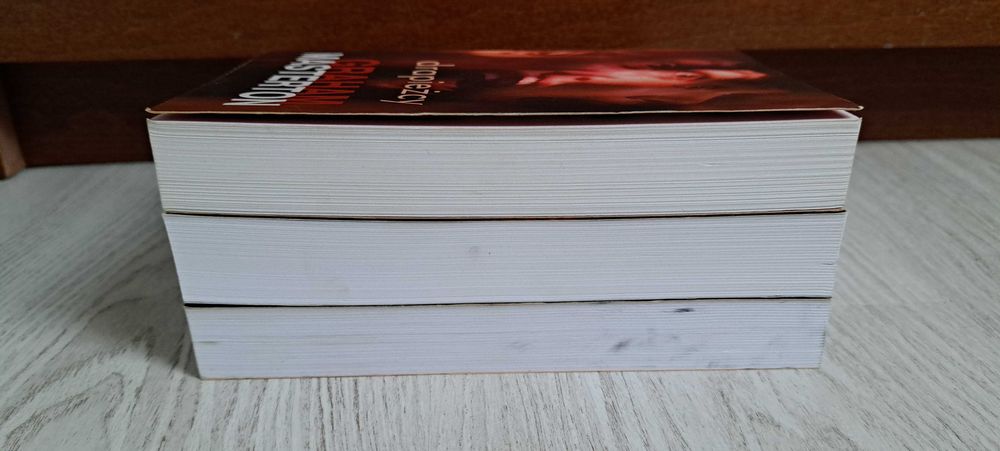 3x Graham Masterton Zaklęci + Drapieżcy + Duch ognia