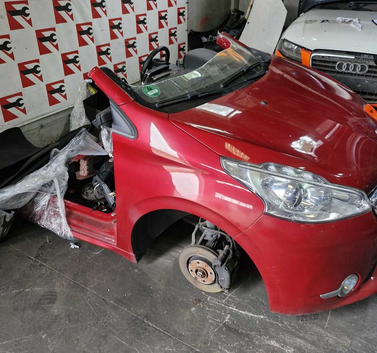 Frente Completa Peugeot 208 1.2i 82 VTi 2014 #E29