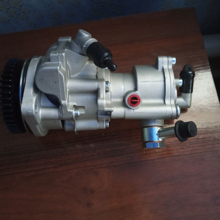 Насос ГУР vw lt35 об'єм 2 8l 1996-2006р з ваакумом (новий)