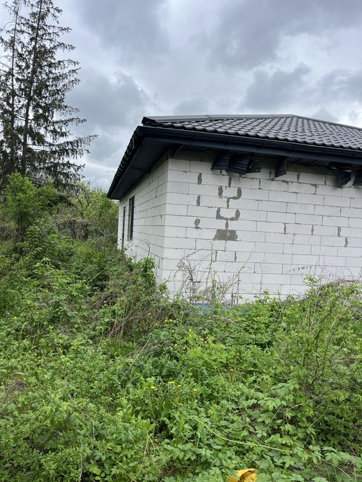 Ділянка з недобудованим будинком. ЧЕРВОНА ЛІНІЯ. Дергачі.