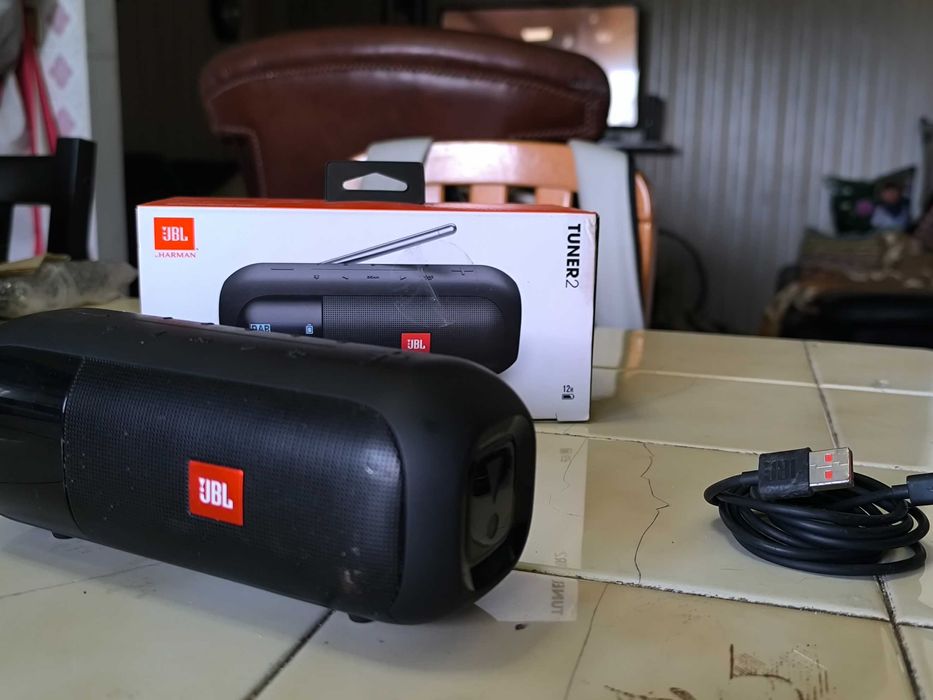 Coluna JBL Tuner 2