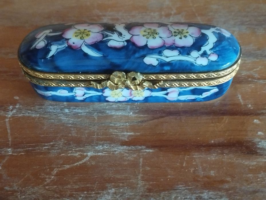 Vintage - Limoges France - Trinket Box