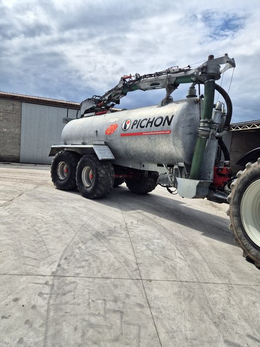 Wóz asenizacyjny beczkowóz  pichon 15700 turbonapełniacz ramie