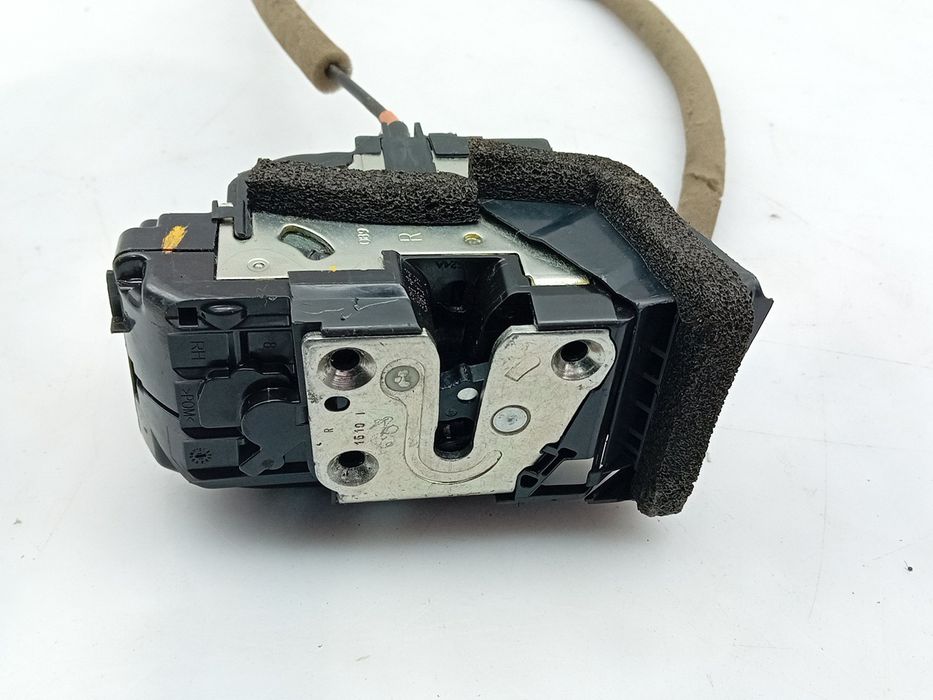 Fechadura / fecho porta trás direito NISSAN Qashqai II (J11)