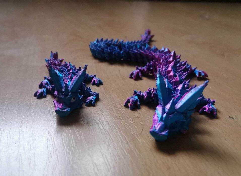 Flexi dragon - kolorowy smok ruchomy druk 3d wykonany z silk-pla.