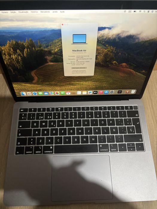 MacBook Air 13” 2019 | Touch ID | 8GB RAM | 128GB SSD | Apenas 191 Ciclos | Como Novo