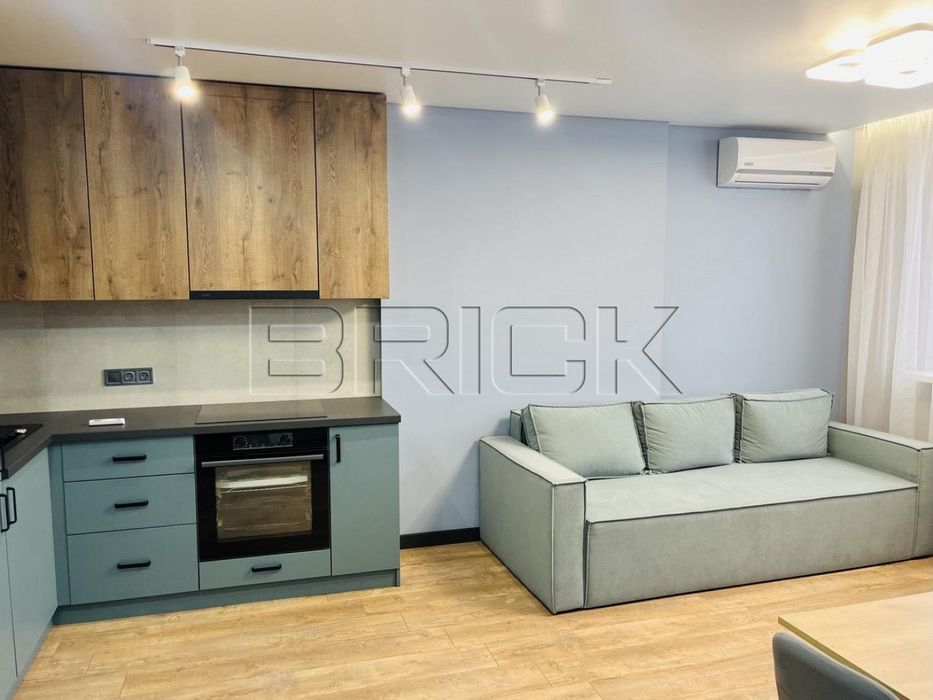 Продаж квартири ЖК Ліко Град Perfect Town Вул. Максимовича 32А Голосіївський район Іподром