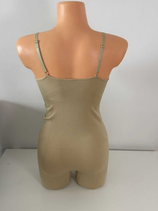 Bezszwowe Body Modelujące KUMAYES – Beżowe Rozmiar L