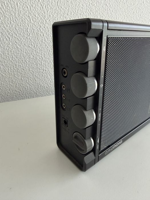 Rádio Grundig Satellit 500