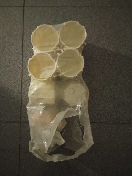 Material Elétrico (Caixas várias/Uniões/Boquilhas/Tomadas/etc), Focos