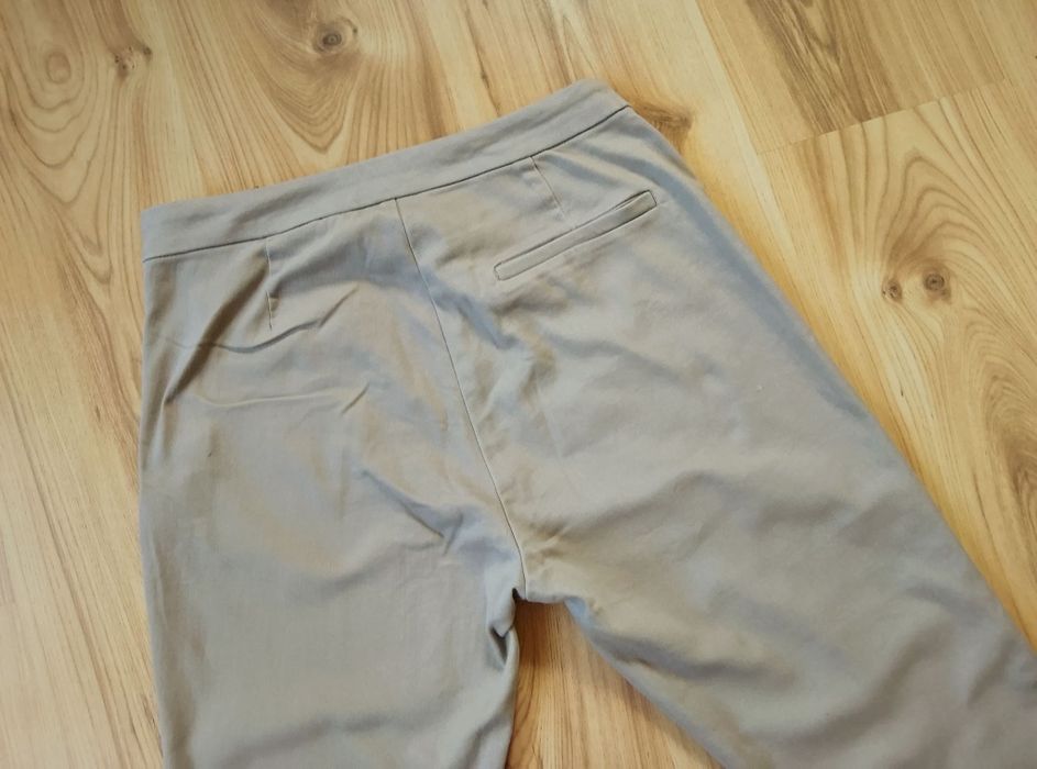 Spodnie marki H&M