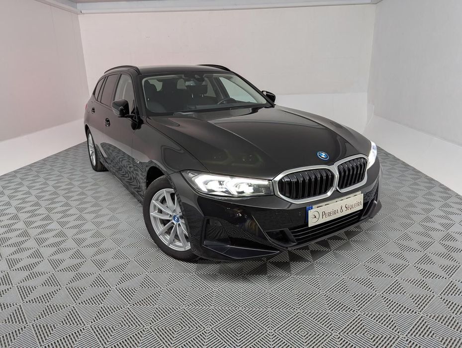 BMW 320 e Line Sport Auto