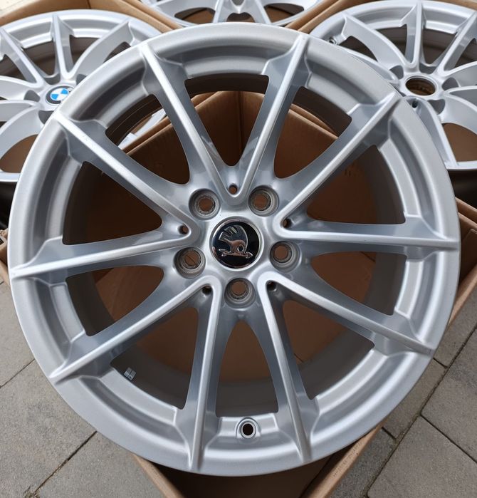 Felgi 16" 5x112 BMW OEM G20 G30 X1 X3 Audi A4 A8 Q7 VW Srebrne Nowe | #B1