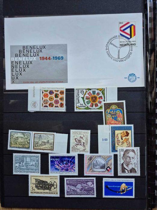 Klaser ze Znaczkami - A919