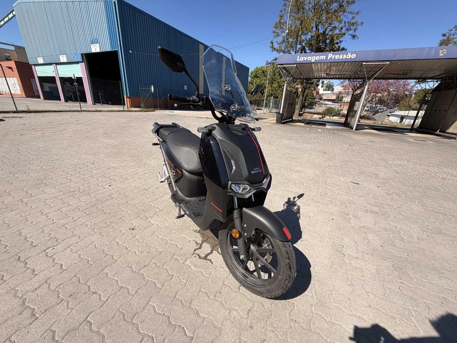 Super Soco CPX (Equiv. 125cc) – 2 Baterias