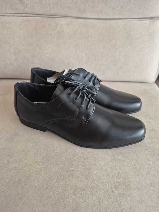 Nowe buty szkole do szkoły pantofle 42 chłopięce eleganckie Next