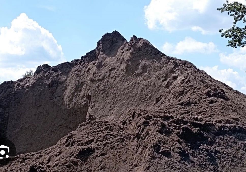 Ziemia, piasek , kruszywo drogowe