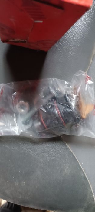 Шарова опора на Рено сценік