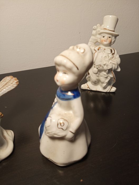 3 bonecos em Porcelana /altura maxima (12 cm)*