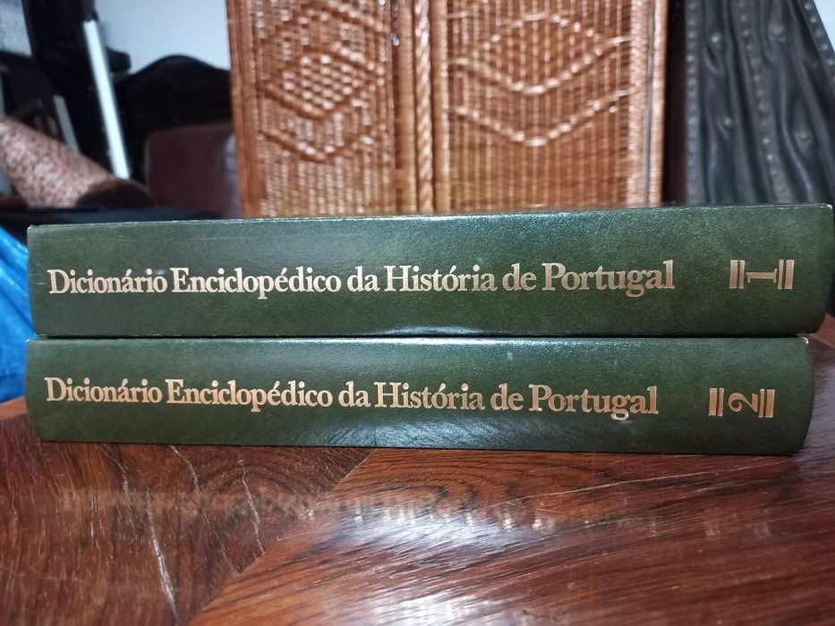 Dicionário Enciclopédico da História de Portugal (Coleção de 2 Livros)