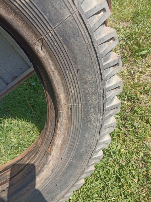 Opony rolnicze 825/20 650/20