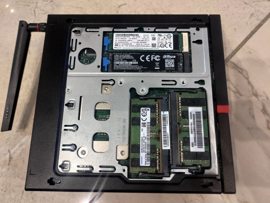 Lenovo P330 i7-8700t / 32GB / 512GB / RADEON RX6400 usff tiny pc mini