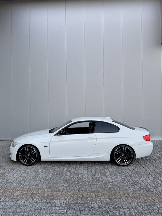 Bmw 320D coupe Mperomance ( trato de crédito)