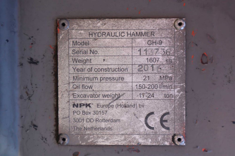 NPK GH-9 1607 kg 17–24 t Martelo Hidráulico