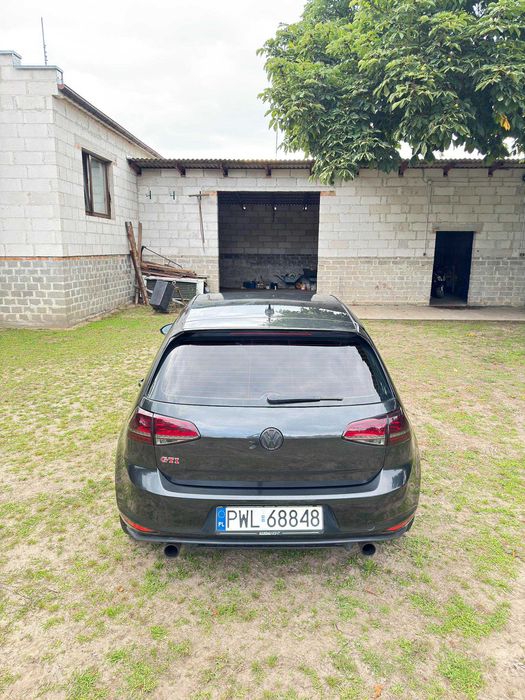 Volkswagen Golf VII 2.0 7 gti performance