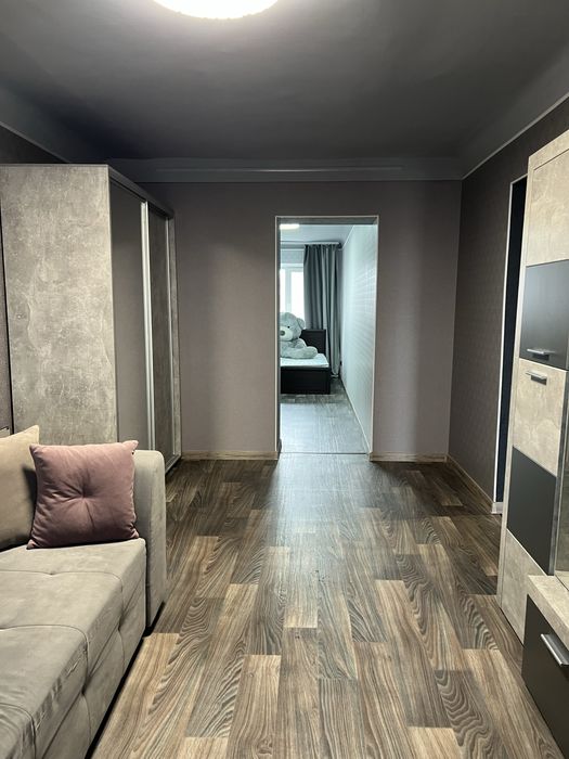 Продам 2 кімнатну кв ( бульвар Студентський)