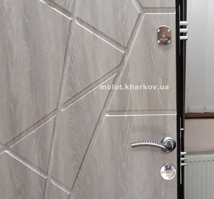 Двери входные металлические готовые. Есть єВідновлення. Низкая цена.